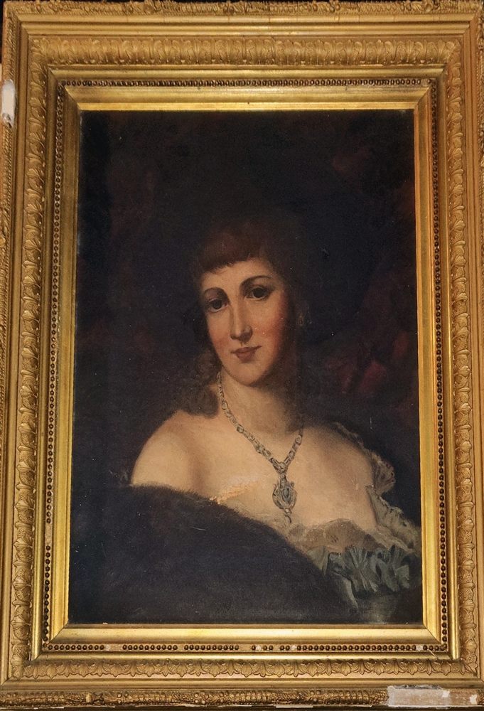 A12-oil-portrait-lady-pearl-necklace.jpg